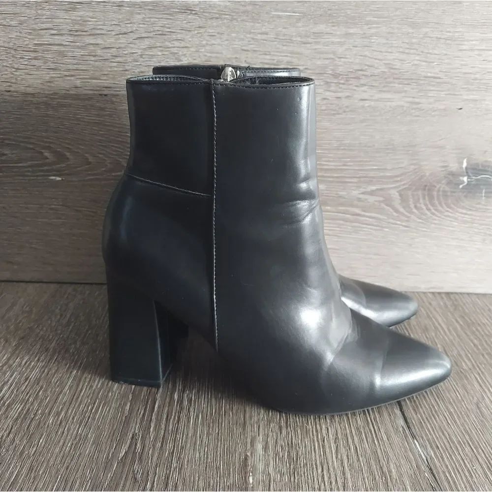 Madden Girl Finlee Black Pointy Heel Ankle Boots 8.5